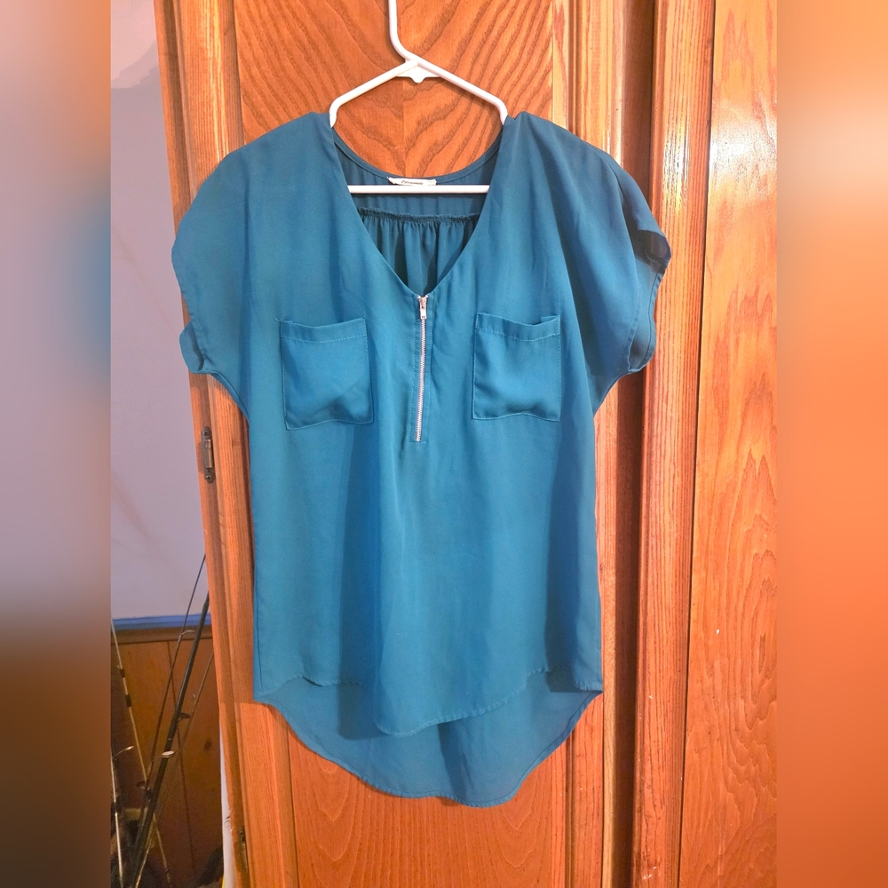 Caramela Teal Zip-Front Blouse Short Sleeve Top Size Medium
